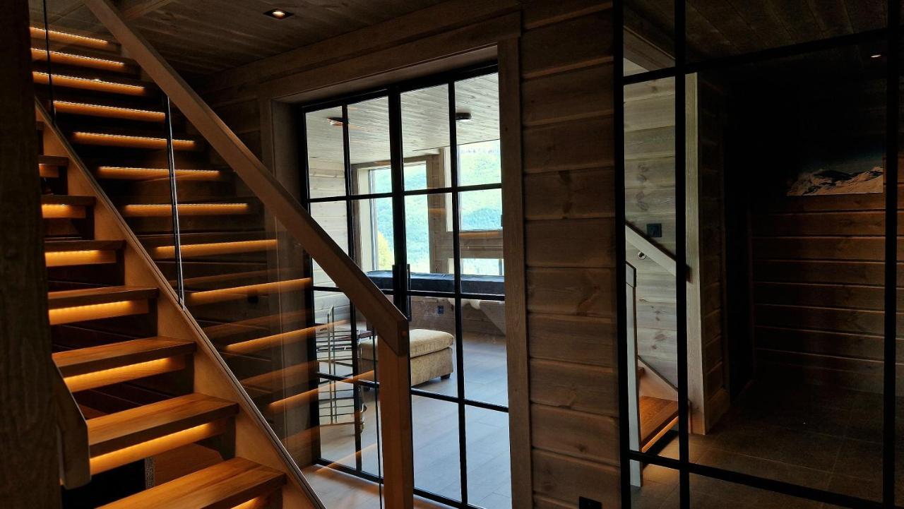 Mlodge - The Mountain Lodge Sogndal Ngoại thất bức ảnh